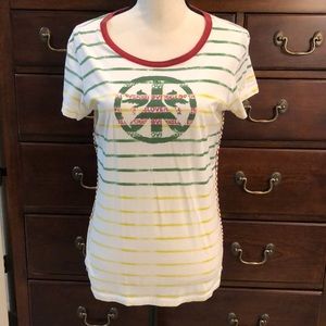 Lucky t-shirt Sz medium with peace sign on front and side stitching like new